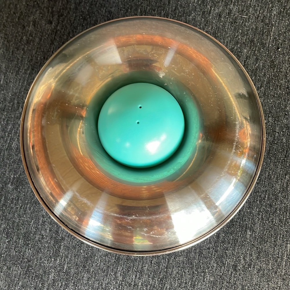Lovevery Tip & Turn toy stainless steel - Picture 2 of 3